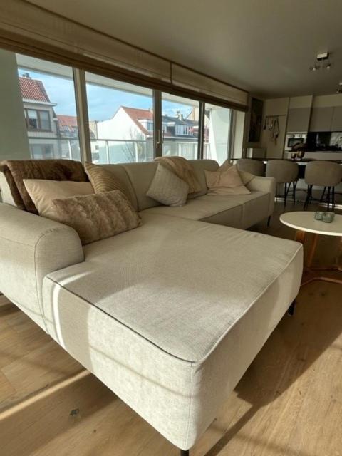 Spacious And Modern 3 Bedroom Near The Sea Ostende
