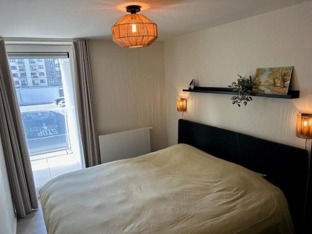 Spacious And Modern 3 Bedroom Near The Sea Apartment Ostende